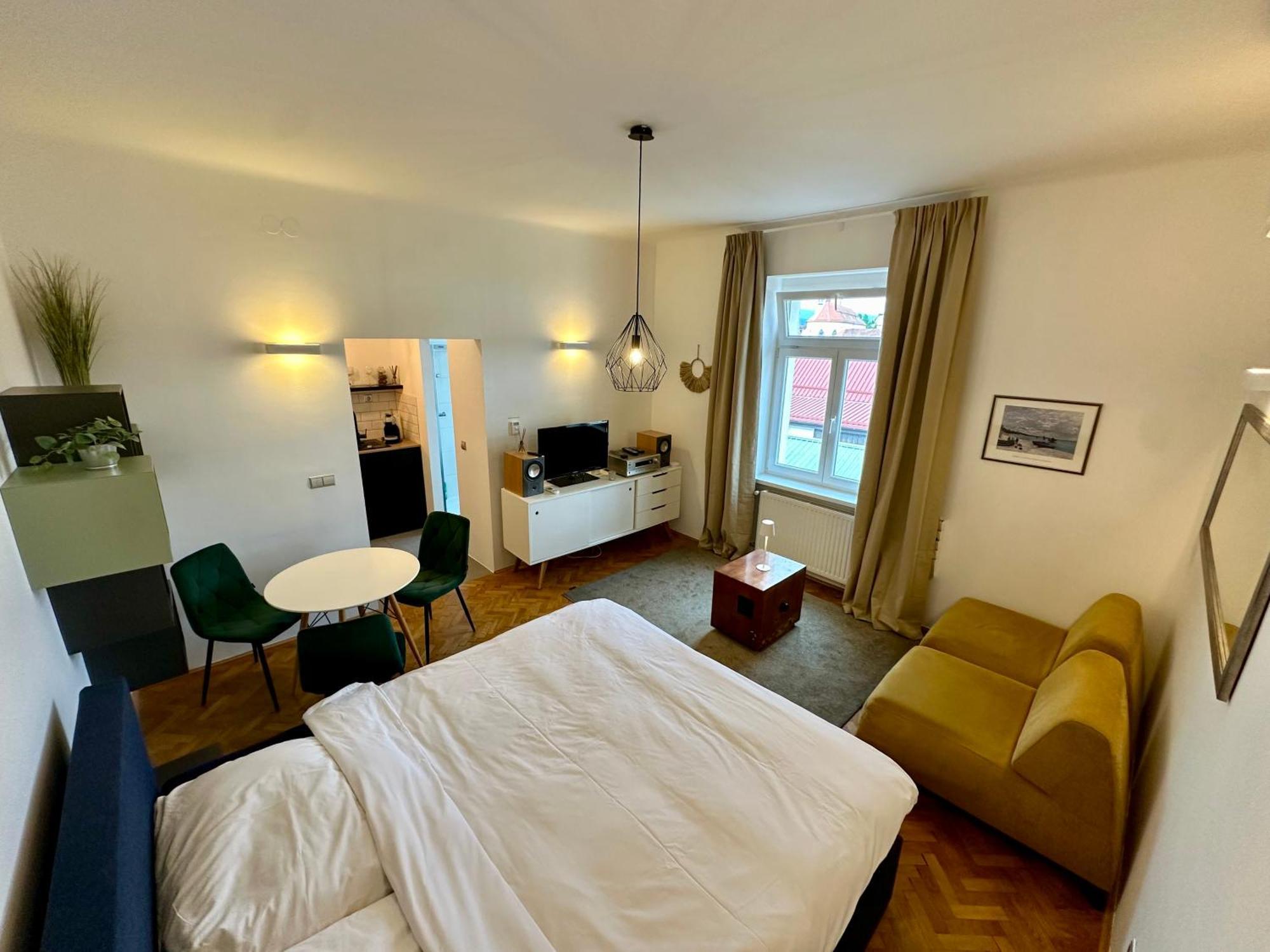 Modern Studio In The Heart Of The City Maribor Exterior photo